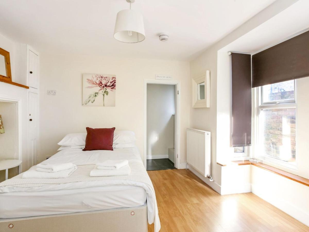 Grand Victorian House, Parking & River Walks Windsor Ngoại thất bức ảnh